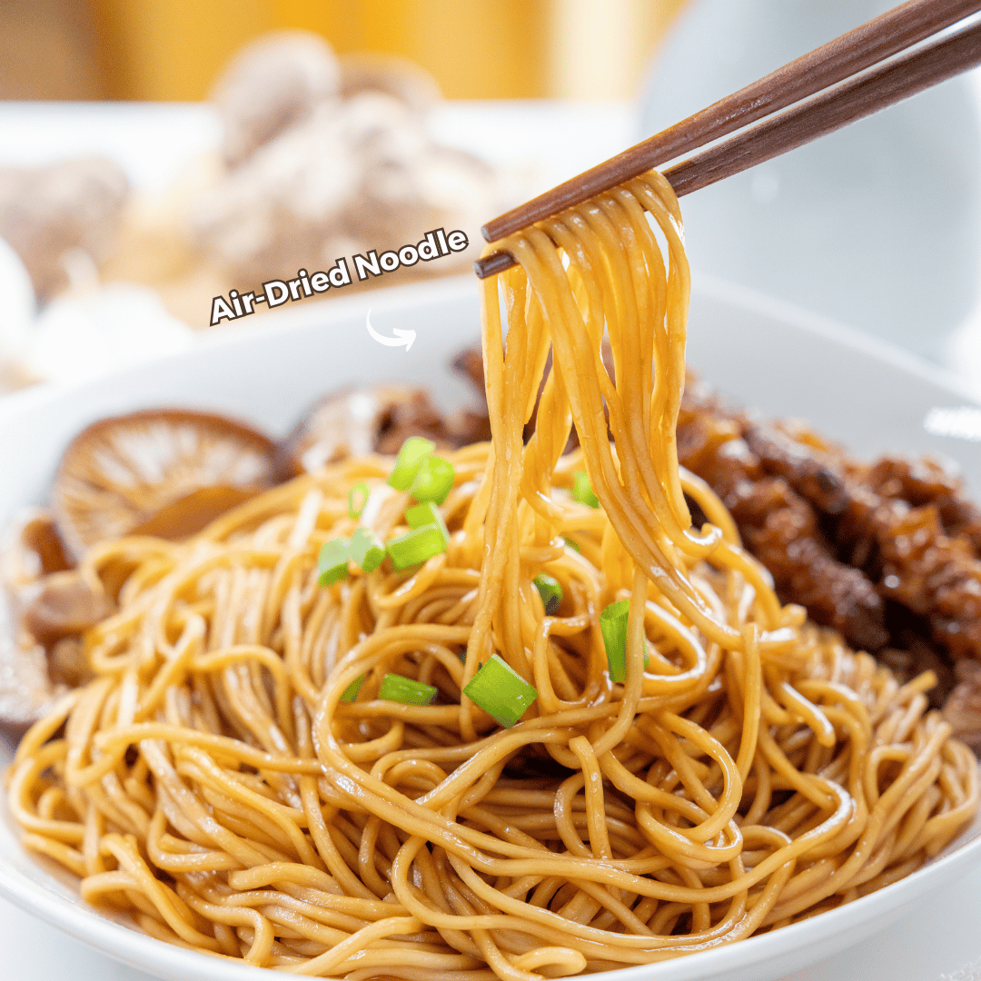 Braised Mushroom Chicken Feet Instant Wantan Mee