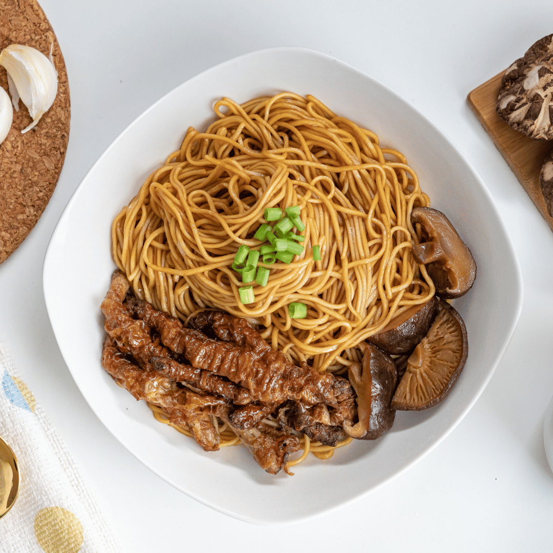 Braised Mushroom Chicken Feet Instant Wantan Mee